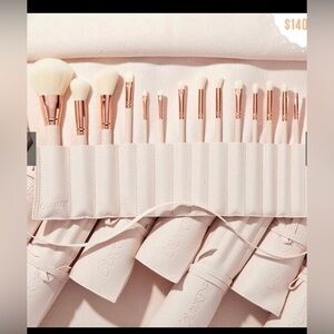 Colourpop Cosmetics Ultimate Makeup Brush Set • NEW